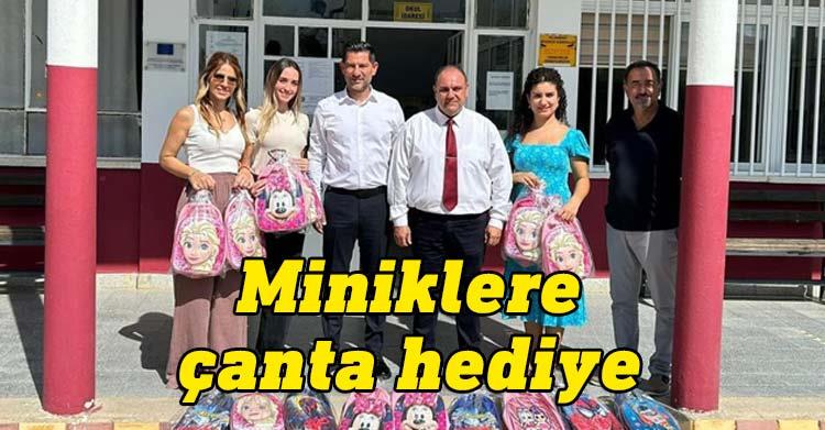 Çatalköy – Esentepe Belediyesi Okul Çantası Dağıttı